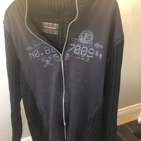 Used Fair condition Urban Behaviour men’s zip up cotton sweater in size Large!! - Picture 4 of 9